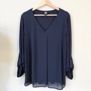 Bobeau 3/4 sleeve navy blue top size medium